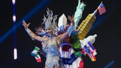 Teen and Miss USA quit their crowns