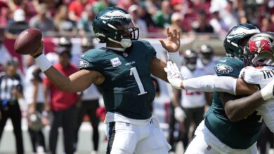 Eagles return from bye needing a win against struggling Browns