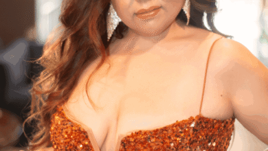 Meet Elizabeth Alvarado – CanvasRebel Magazine